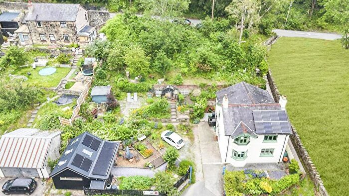 4 Bedroom Detached House For Sale In Russell Street, Cefn Mawr, Wrexham, LL14