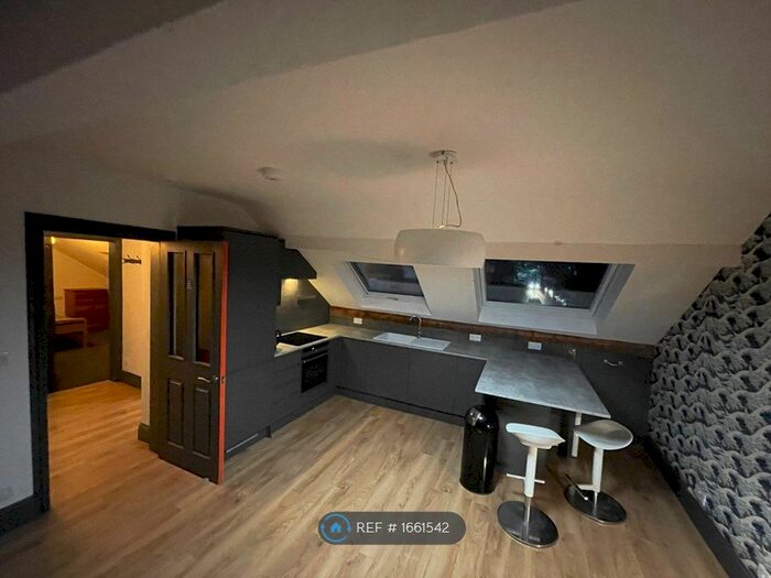 2 Bedroom Flat To Rent In Eastgrove Road, Sheffield, S10