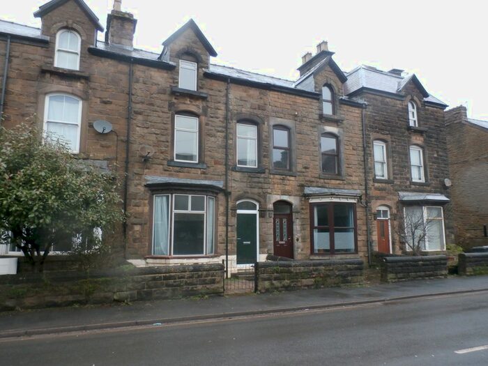 3 Bedroom Terraced House To Rent In Dale Road, Buxton, SK17