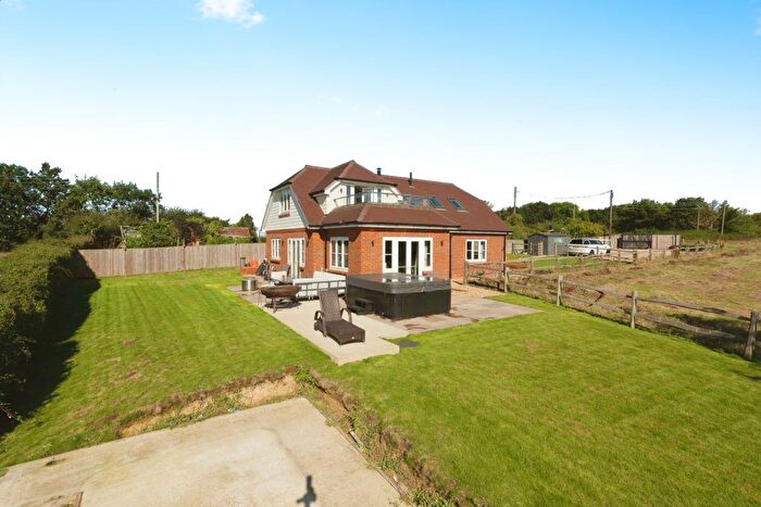 4 Bedroom Detached House For Sale In Mount Pleasant Cottages, Battle, TN33