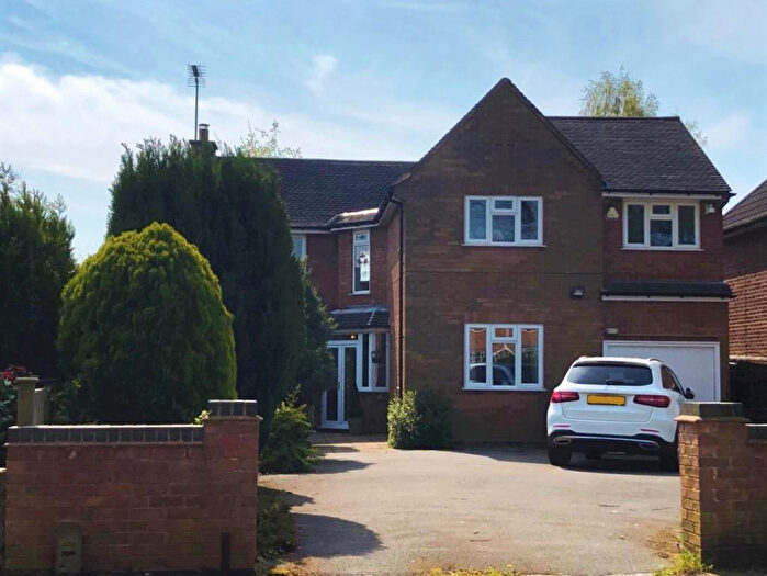 4 Bedroom Detached House To Rent In Mill Lane, Solihull, West Midlands, B93