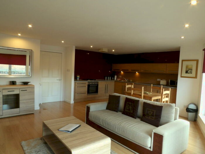 1 Bedroom Flat To Rent In Bell Street, Merchant City, G4