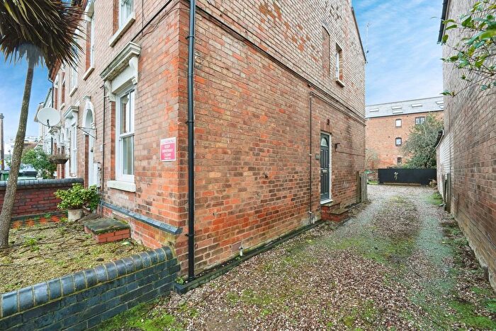 1 Bedroom Flat For Sale In East Street, Worcester, Worcestershire, WR1