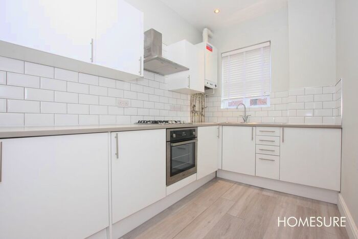 2 Bedroom Flat To Rent In Bertram Road, Sefton Park, Liverpool, L17