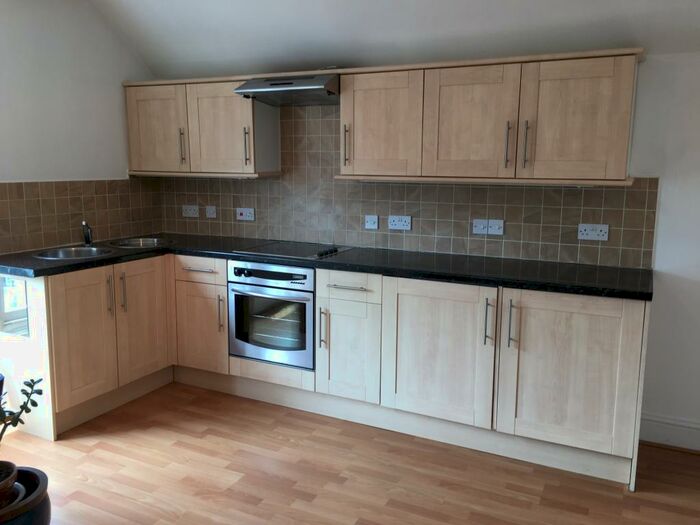 1 Bedroom Flat To Rent In Eastfield Road, Cotham, Bristol, BS6