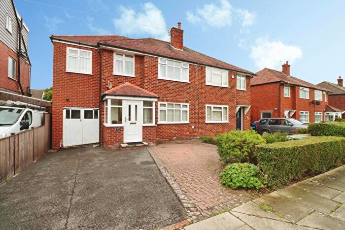 4 Bedroom Semi-Detached House For Sale In Holmville Road, Bebington, CH63