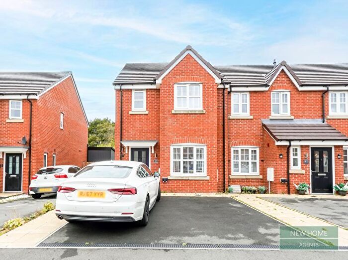3 Bedroom End Of Terrace House For Sale In Vines Cross Way Skelmersdale, WN8
