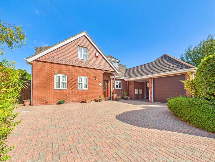 4 Bedroom Detached House For Sale In West Road, Bransgore, Christchurch, Dorset, BH23
