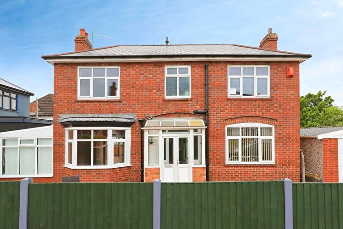 2 Bedroom Detached House For Sale In Birches Barn Avenue, Wolverhampton, West Midlands, WV3