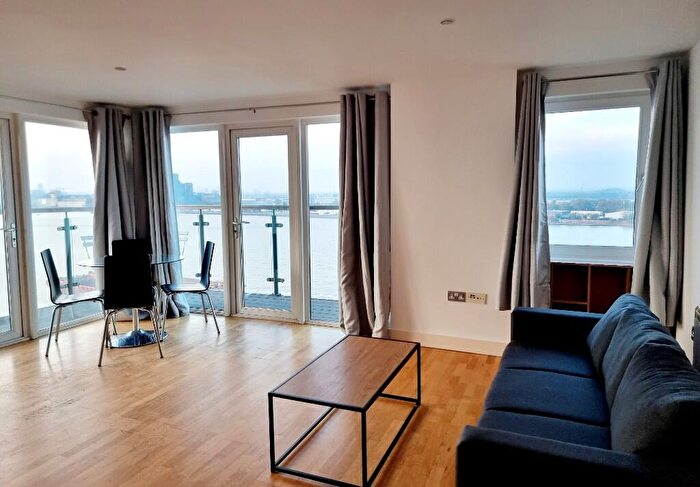 2 Bedroom Flat To Rent In Mast Quay, London, SE18