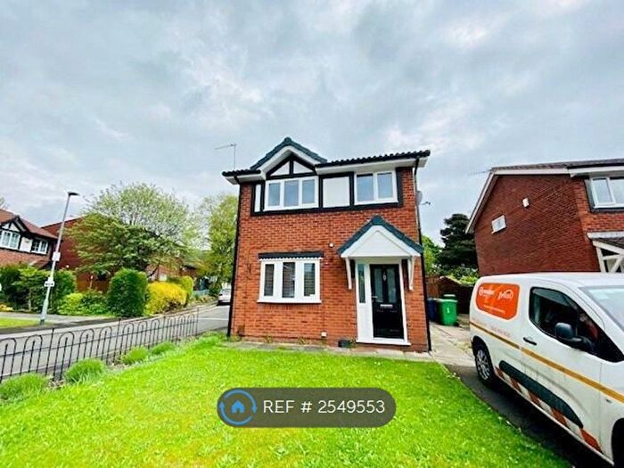 3 Bedroom Detached House To Rent In Wilderswood Close, Manchester, M20