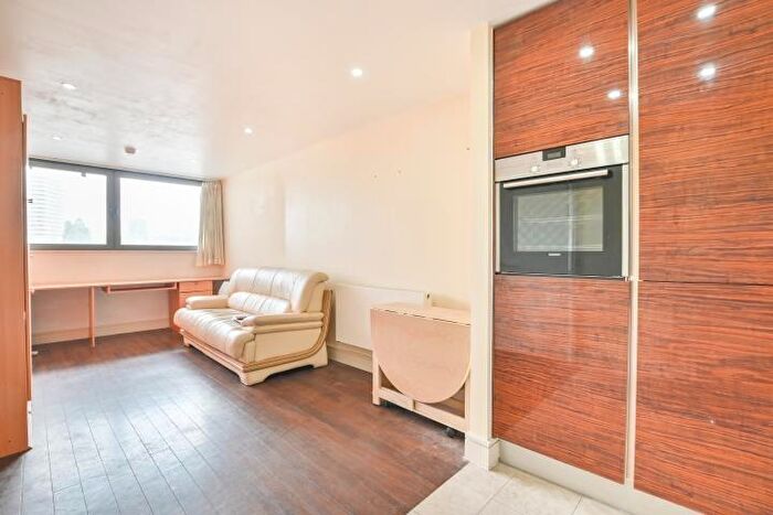 1 Bedroom Flat For Sale In Central Apartments, High Road, Wembley, HA9