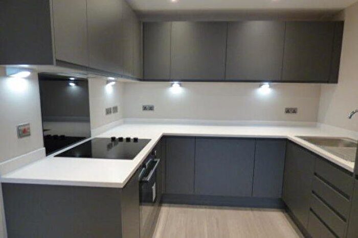 2 Bedroom Flat To Rent In Park Central, Liverpool, L3