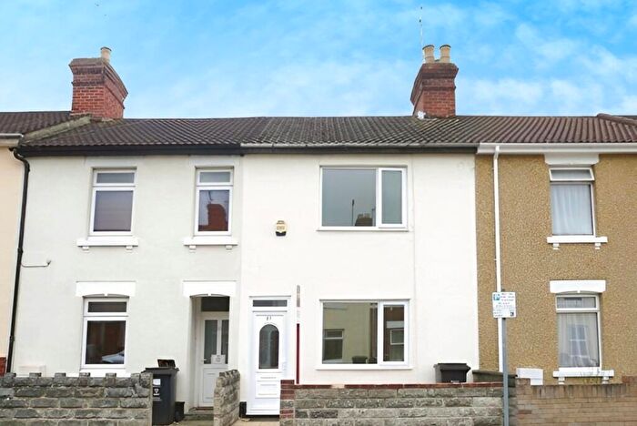 3 Bedroom Terraced House To Rent In Chester Street, Swindon, SN1