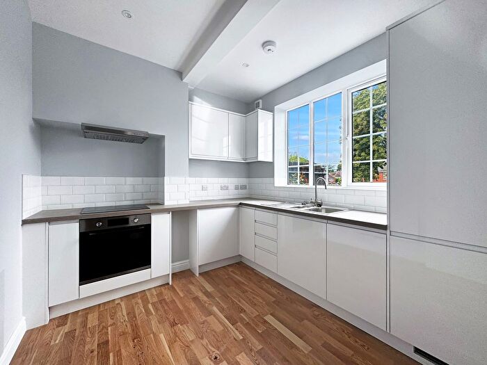 1 Bedroom Flat For Sale In Chesham Road, Amersham, HP6