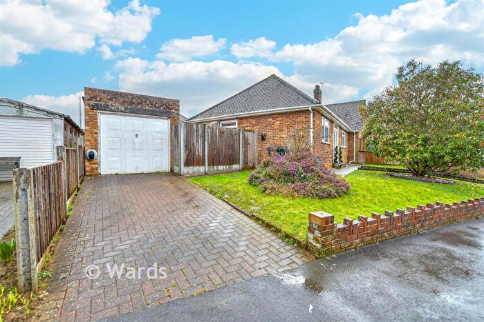 2 Bedroom Semi-Detached Bungalow For Sale In Priory Grove, Ditton, Aylesford, Kent, ME20