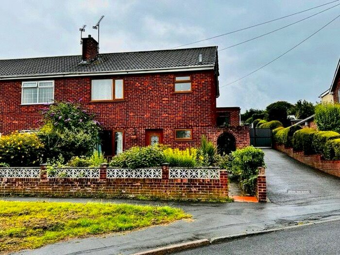 3 Bedroom Semi-Detached House To Rent In Willowgarth Avenue, Brinsworth, Rotherham, South Yorkshire, S60