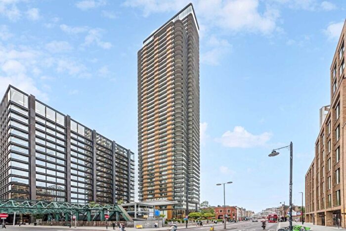 1 Bedroom Flat To Rent In Principal Place, Liverpool Street, EC2A