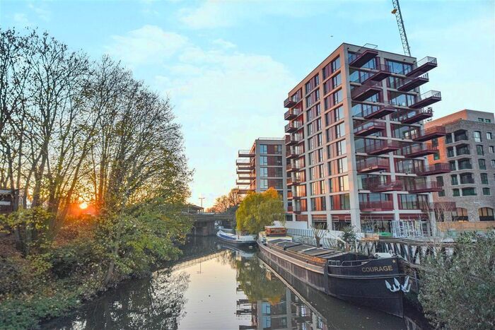 2 Bedroom Flat For Sale In The Brentford Project, Brentford, TW8