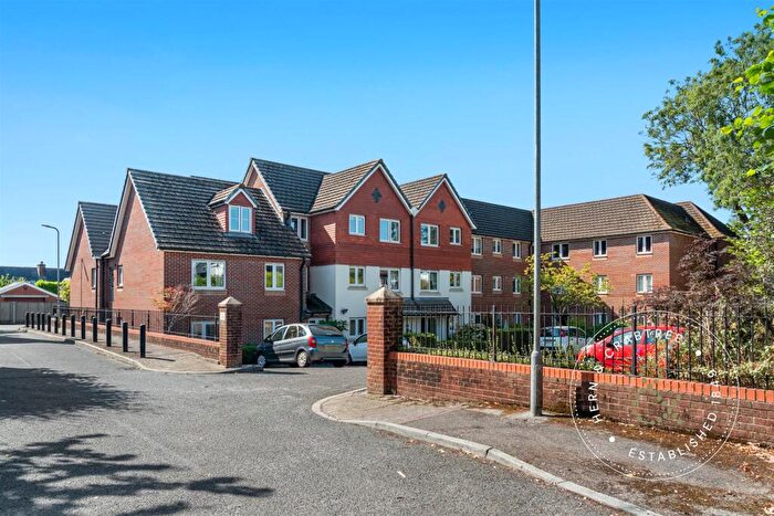 1 Bedroom Retirement Property For Sale In Fidlas Road, Cardiff, CF14