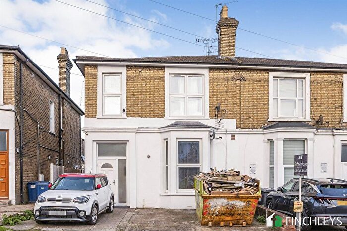 1 Bedroom Flat To Rent In Lichfield Grove, London, N3