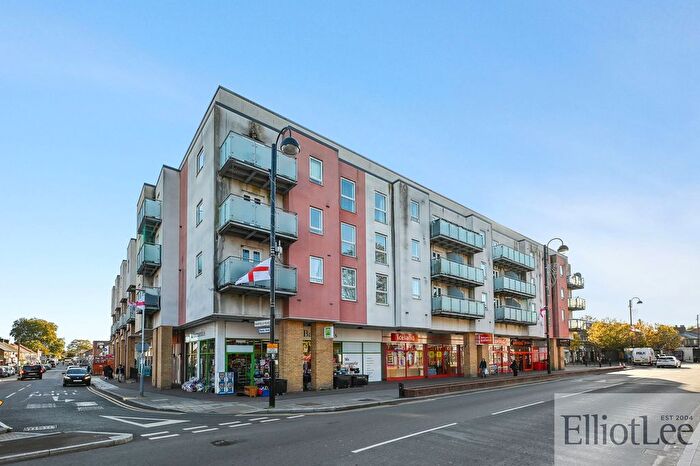 2 Bedroom Flat To Rent In Fairfield Road, Yiewsley, UB7