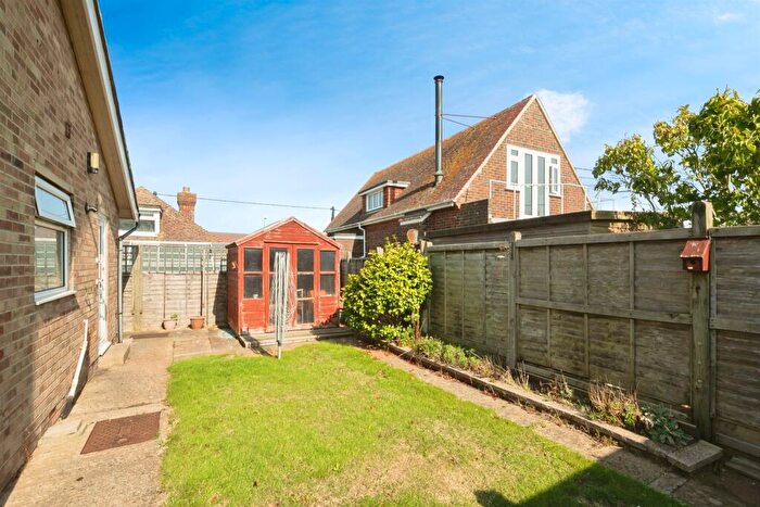2 Bedroom Detached Bungalow For Sale In Cobald Road, Pevensey Bay, Pevensey, BN24