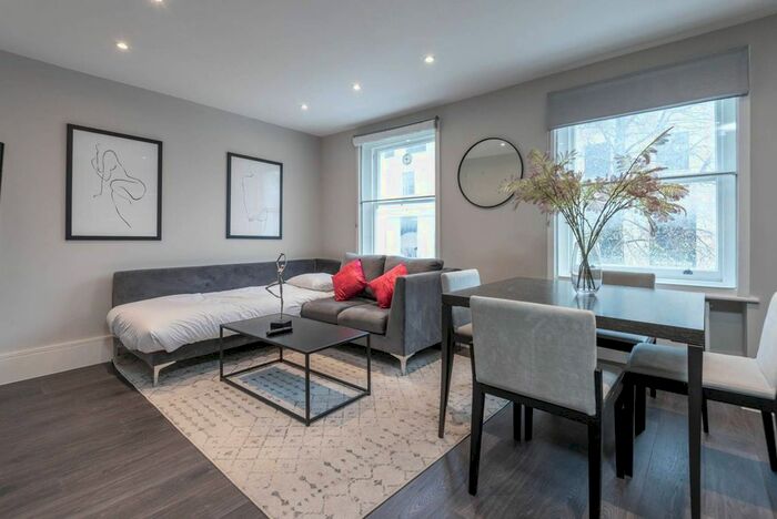 1 Bedroom Flat To Rent In Upper Montagu Street, Marylebone, London, W1H