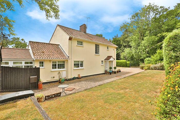 3 Bedroom Detached House For Sale In Bradenham Lane, Bradenham, Norfolk, IP25