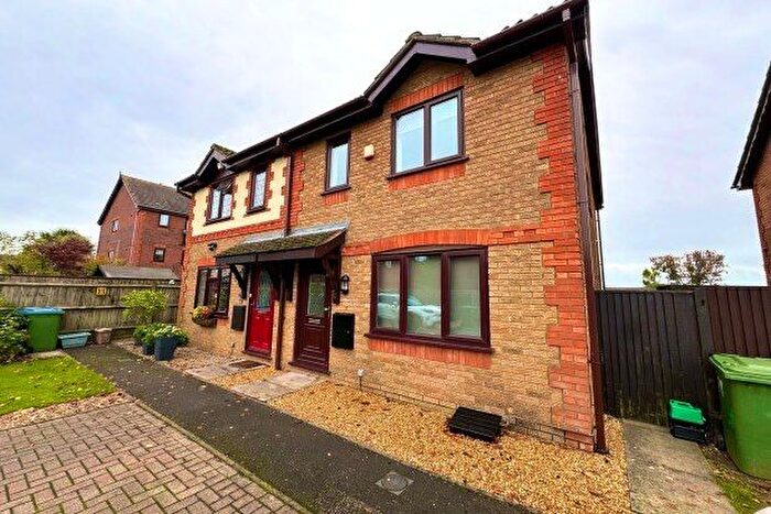3 Bedroom Property To Rent In Unwin Close, Southampton, SO19