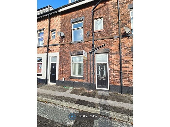 3 Bedroom Terraced House To Rent In Higher Dean Street, Radcliffe, Manchester, M26