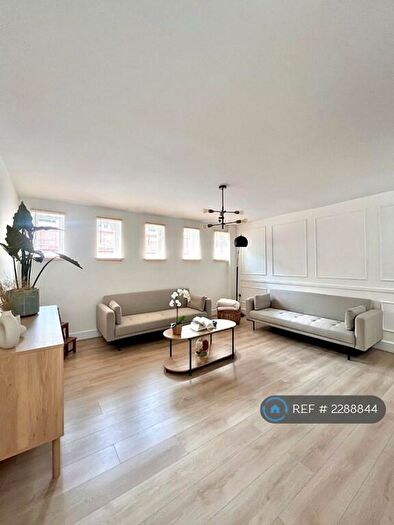 2 Bedroom Flat To Rent In Hardwick House, Norwich, NR1