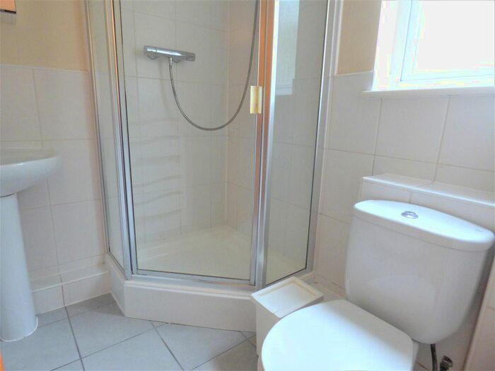 2 Bedroom Flat To Rent In Azure House, Buckfast Street, Shoreditch, E2