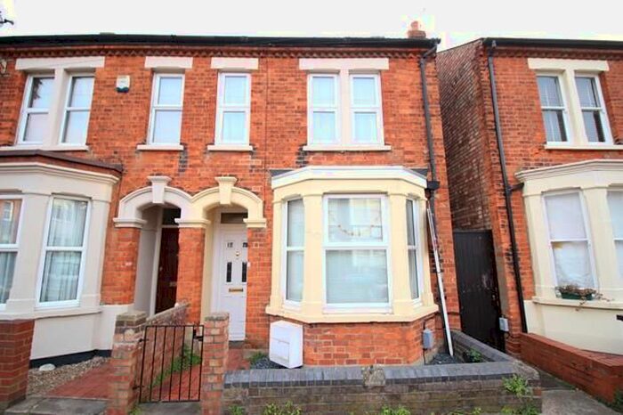 3 Bedroom Terraced House To Rent In Denmark Street, Bedford, MK40