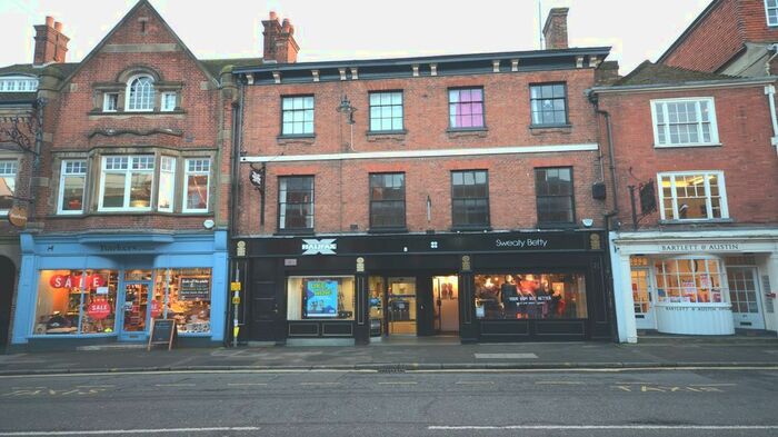 4 Bedroom Flat To Rent In West Street, Farnham GU9