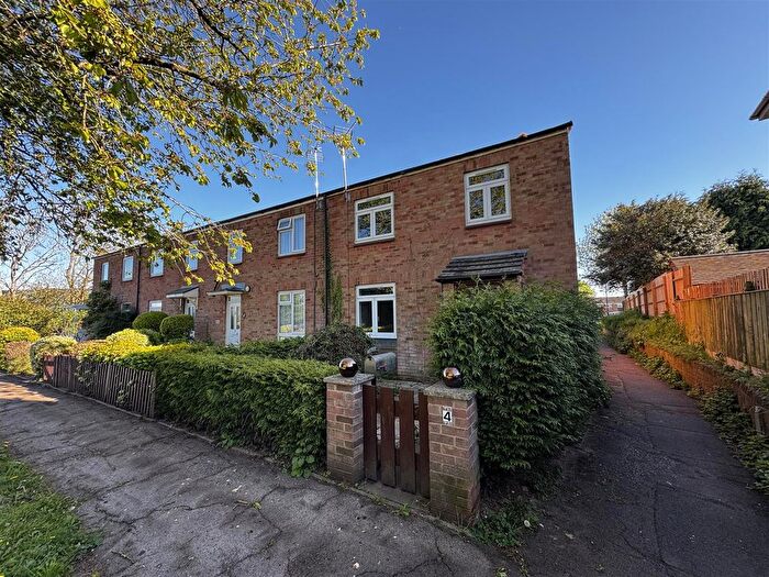 3 Bedroom End Of Terrace House For Sale In Onslow Road, Newent, GL18