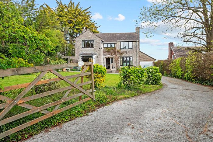 4 Bedroom Detached House For Sale In Sutton Poyntz, Weymouth, Dorset, DT3