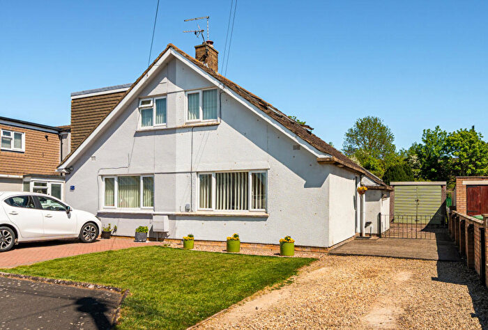 3 Bedroom Semi Detached House For Sale In Ryelands Road, Stonehouse, Gloucestershire, GL10