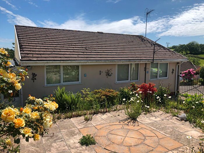 3 Bedroom Property To Rent In Valley View, Liskeard, PL14