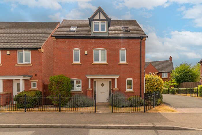 3 Bedroom Detached House For Sale In Highland Drive, Loughborough, LE11