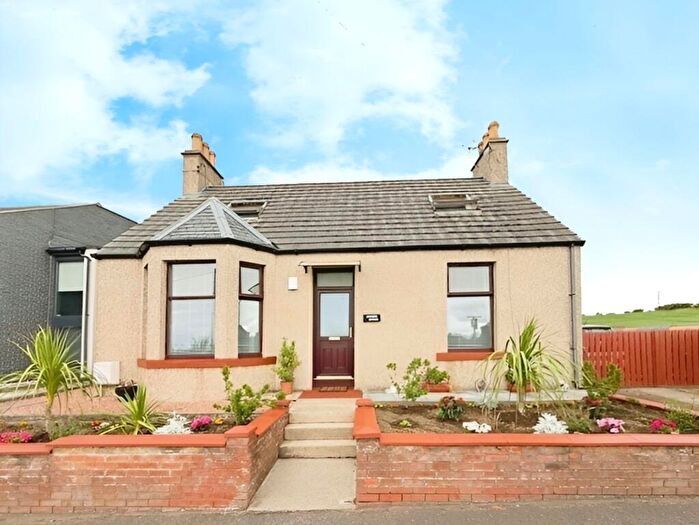 3 Bedroom Detached House For Sale In Bonnybank, Leven, KY8