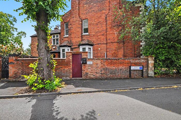 2 Bedroom Flat To Rent In St. Marys Road, Leamington Spa, CV31
