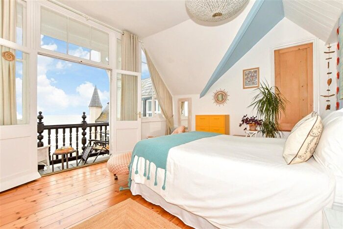 2 Bedroom Terraced House For Sale In Granville Marina, Ramsgate, Kent, CT11