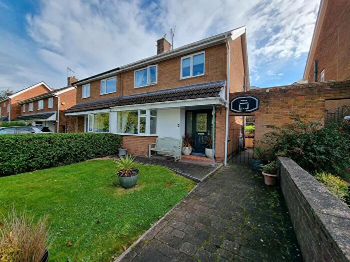 3 Bedroom Semi-Detached House To Rent In Churchill Close, Sholtey Bridge, DH8