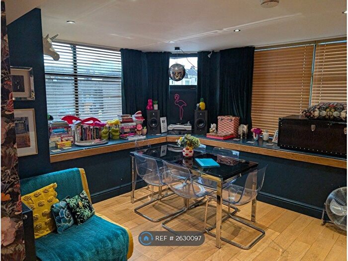 2 Bedroom Maisonette To Rent In Devonshire Place, Brighton, BN2