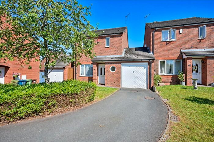 3 Bedroom Link Detached House For Sale In Slessor Road, Stafford, Staffordshire, ST16