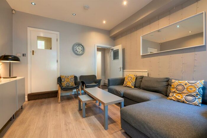5 Bedroom House To Rent In Roebuck Road, Crookesmoor, Sheffield, S6