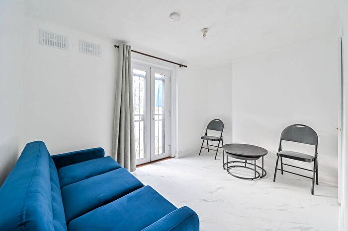 5 Bedroom Terraced House To Rent In Southwark Park Road, Bermondsey, London, SE16