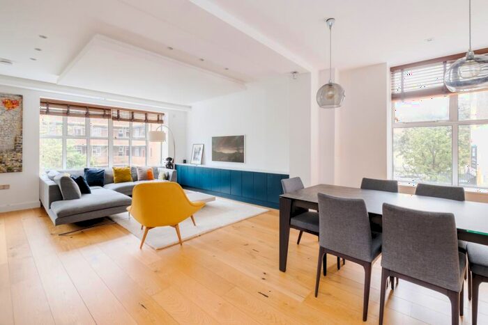 2 Bedroom Apartment To Rent In Windsor Street London, N1