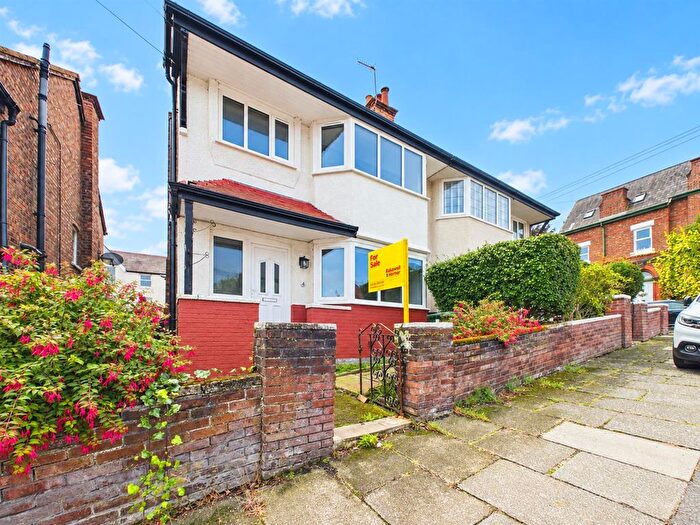 3 Bedroom Semi-Detached House For Sale In Berkeley Drive, Wallasey, CH45